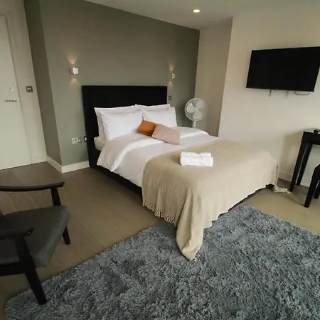 Ft6 Penthouse Rooms Лондон Номер фото