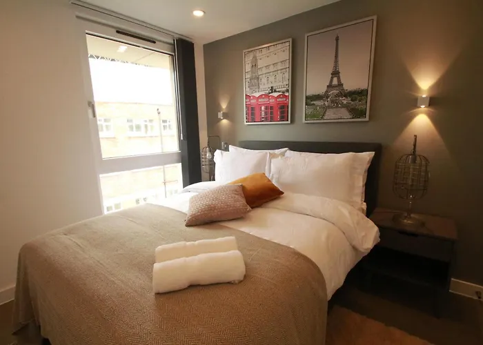 Ft6 Penthouse Rooms